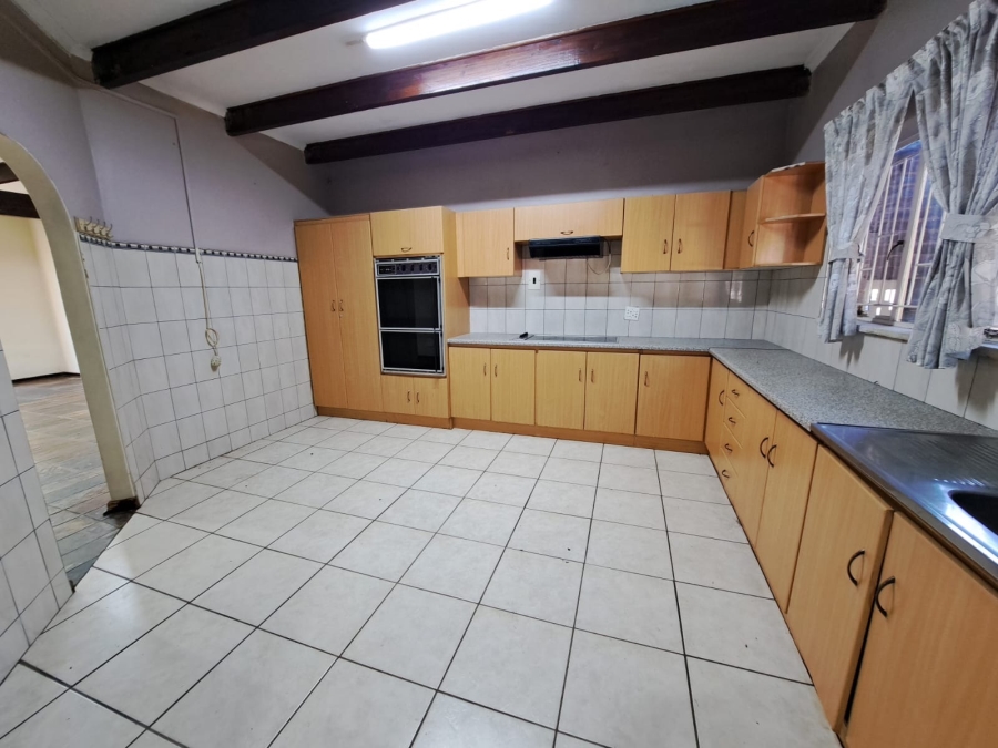 3 Bedroom Property for Sale in Safari Gardens North West
